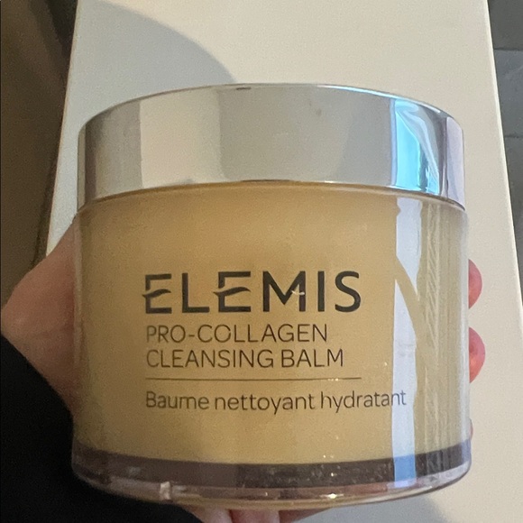 Elemis Pro-Collagen Cleansing Balm - Picture 12 of 15